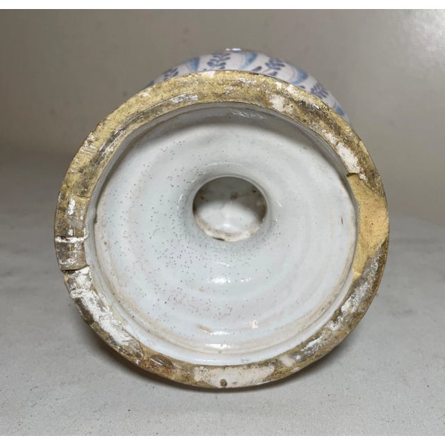 Rare Antique 18th Century Handmade U Laurinum Apothecary Pottery Drug Store Jar For Sale - Image 12 of 15