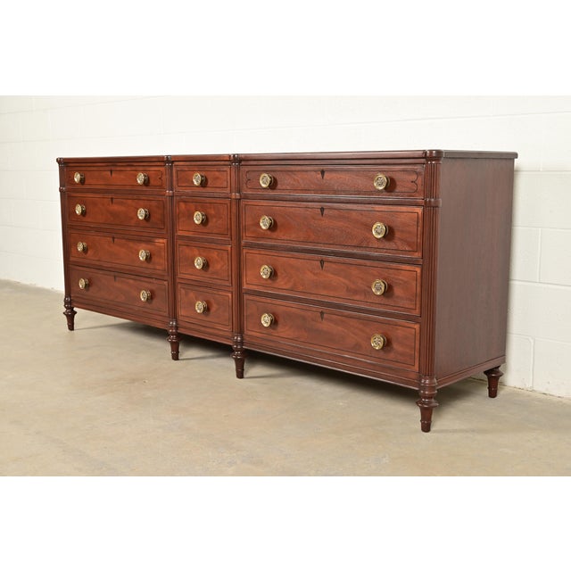 French Kittinger French Regency Louis XVI Carved Mahogany Twelve-Drawer Dresser or Credenza, Newly Refinished For Sale - Image 3 of 13