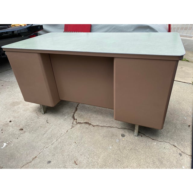 Mid-Century Modern Vintage Mid Century Modern Metal Tanker Desk For Sale - Image 3 of 12