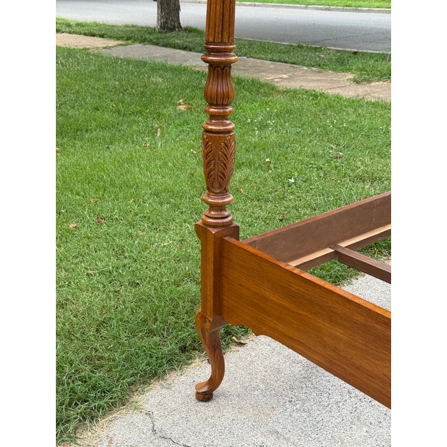Thomasville King Size Hardwood Carved Poster Bed For Sale - Image 11 of 18