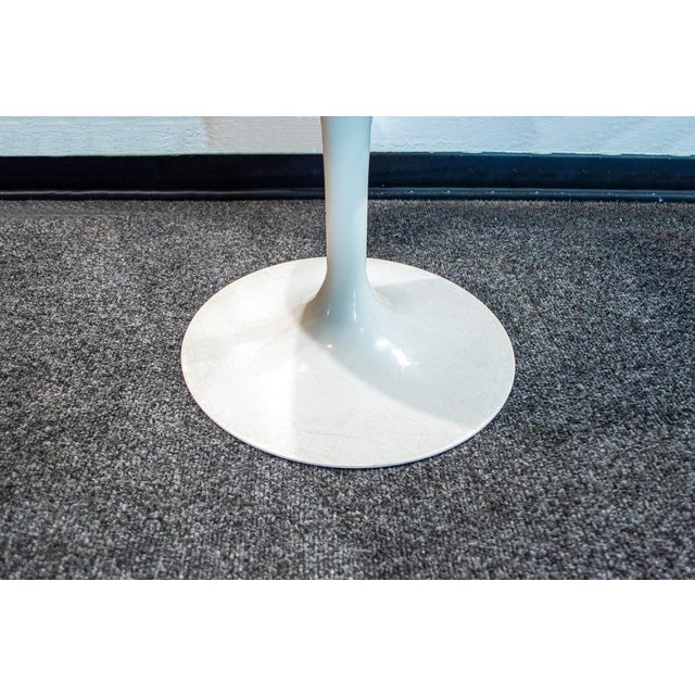 Mid-Century Modern Tulip Swivel Stool by Eero Saarinen for Knoll For Sale - Image 3 of 5