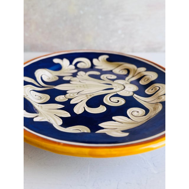 Sberna Deruta Hand-Painted Majolica Serving Collection — Special Commission, C. 2000s For Sale - Image 15 of 17