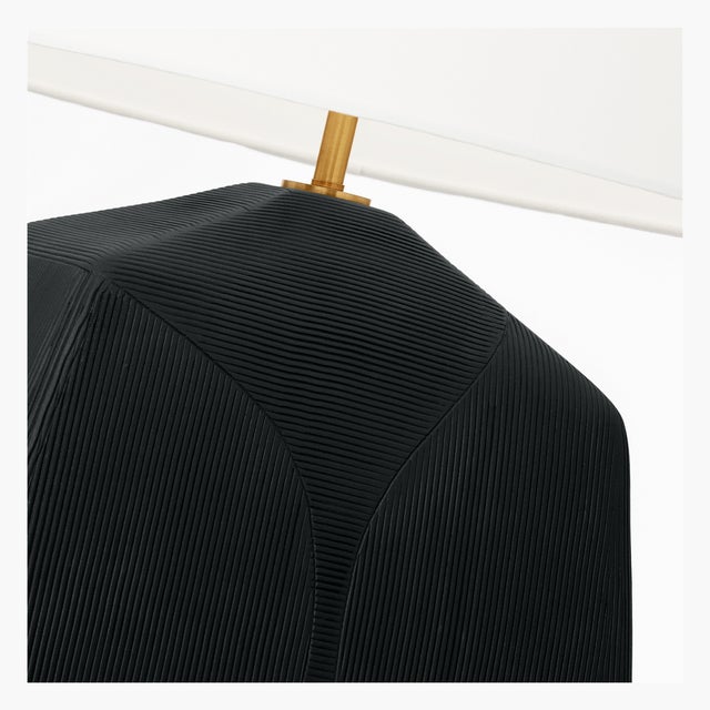 Visual Comfort Hable by Visual Comfort Studio Hable Tallulah Table Lamp in Rough Black Ceramic For Sale - Image 4 of 9