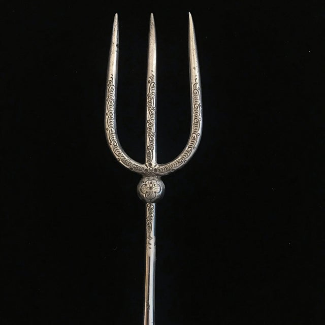 19th Century British Silver and Mother of Pearl Bread Fork or Serving Fork For Sale - Image 10 of 10