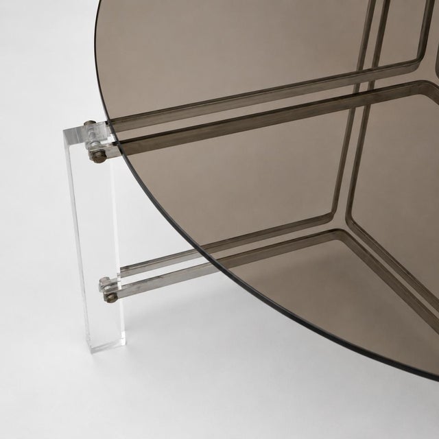 Vintage Round Coffee Table in Smoked Glass and Acrylic Glass, 1970s For Sale - Image 5 of 6