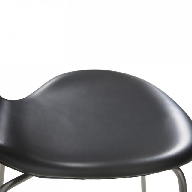 Seven Chairs in Black Leather by Arne Jacobsen, 1980s, Set of 6 For Sale - Image 11 of 18