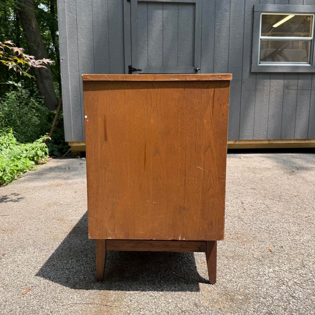 Brown Mid Century Modern Broyhill Brasilia 9 Drawer Walnut Lowboy With Two Mirrors For Sale - Image 8 of 12