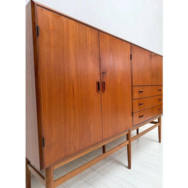 Vintage Danish Teak Highboard attributed to Børge Mogensen, 1960s For Sale - Image 6 of 13