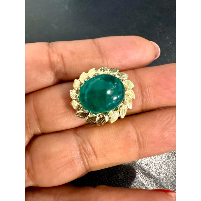 6.68 Carat Zambian Emerald Cabochon Cocktail Ring 14 Karat Yellow Gold For Sale - Image 4 of 18