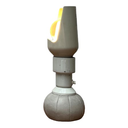 Mid-Century Space Age Italian Model 600/P Table Lamp by Gino Sarfatti for Arteluce, 1960s For Sale