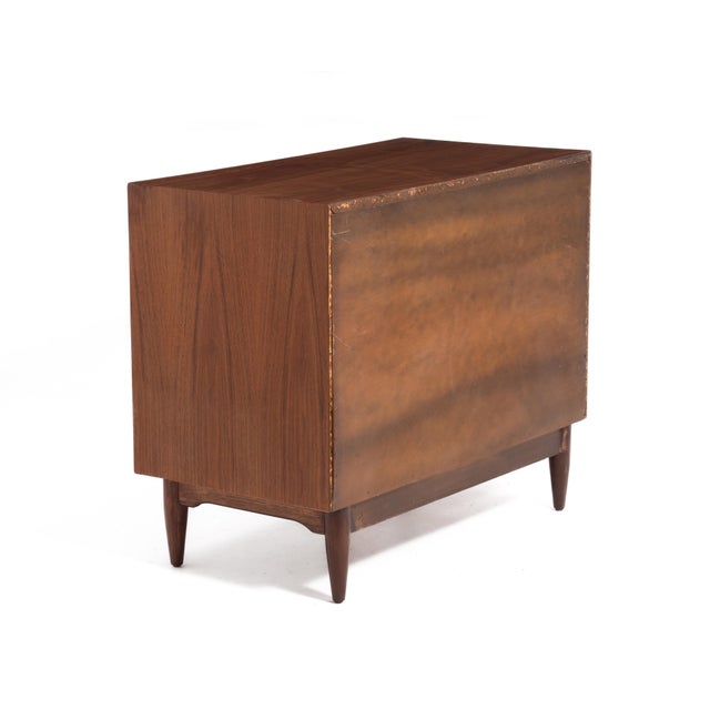 Ramseur Furniture Company Ramseur Furniture Mid Century Walnut Brass Diamond Front Cabinet Credenza Unmarked For Sale - Image 4 of 14