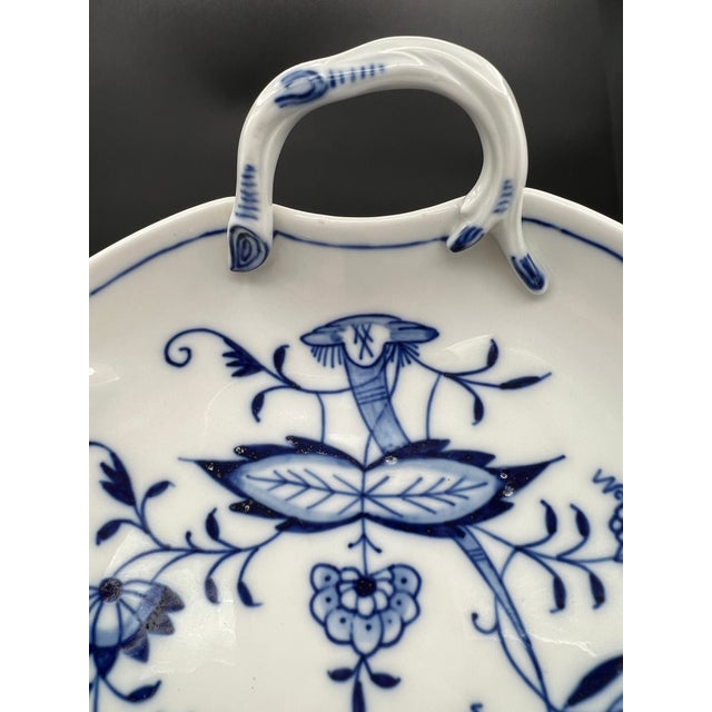 Meissen Blue Onion Leaf Dish Vintage Collectible For Sale - Image 9 of 12
