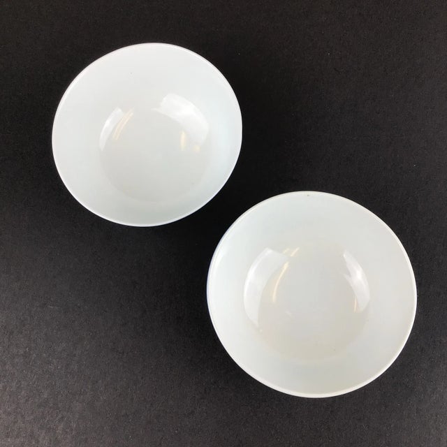 1920s Vintage Chinese Hand Painted Underglaze Rice Bowls For Sale - Image 5 of 9