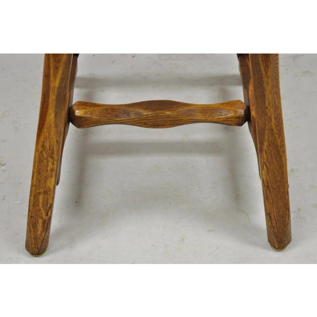 Early 20th Century Antique Hunt Country Furniture Colonial Pine Wood Hickory Style Side Chairs Pair For Sale - Image 5 of 11