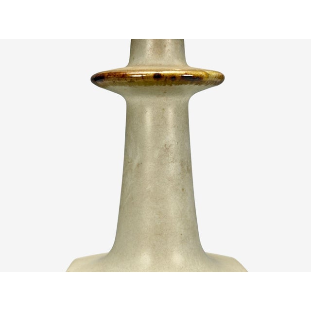 Knabstrup Attribution, Beige Stoneware, Table Lamp, Denmark, 1960s For Sale In New York - Image 6 of 9