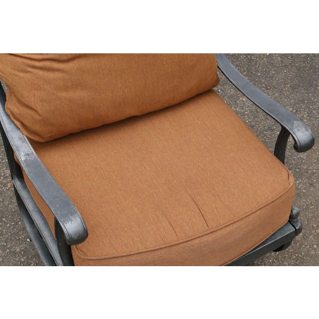 Cast Aluminum Pair Of Outdoor Swivel Lounge Chairs With Cushions For Sale - Image 4 of 18