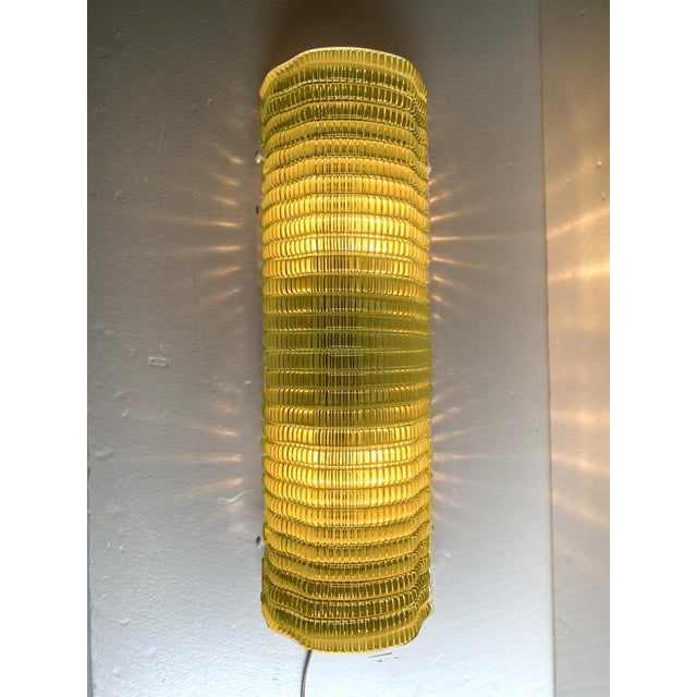 Italian Set of Two Diamanted Green Rectangular Murano Glass Wall Sconce For Sale - Image 3 of 6