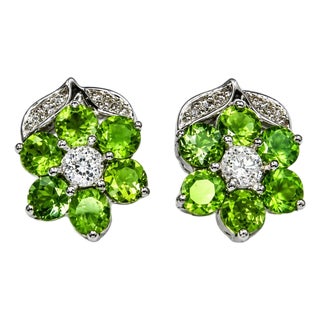 Late 20th Century 14K White Gold Alexandrite Diamond Floral Stud Earrings, Pair For Sale