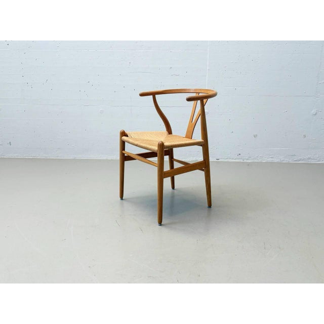 Vintage CH24 Wishbone Chairs by Hans J. Wegner for Carl Hansen & Søn, Denmark, 1990s, Set of 6 For Sale - Image 6 of 18