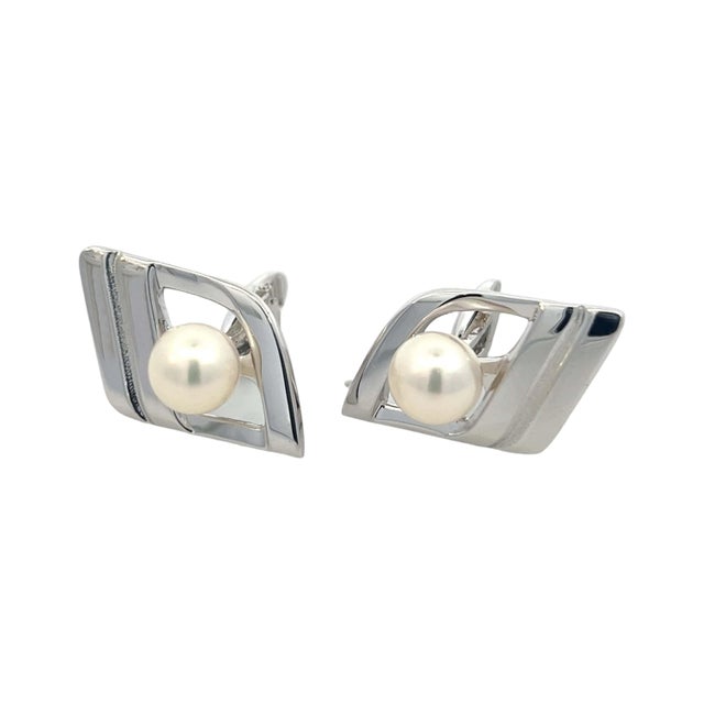White 1990s Pair of Mikimoto Estate Akoya Pearl Cufflinks Silver 7.50 mm For Sale - Image 8 of 8