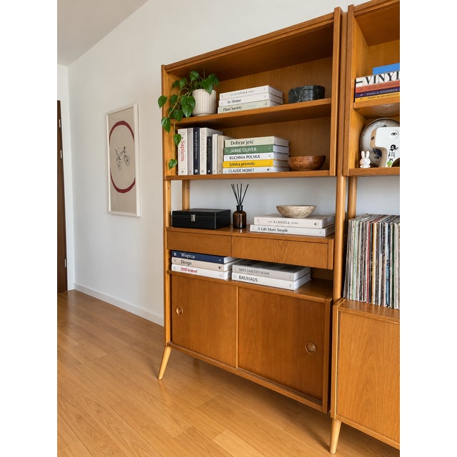 Mid-Century Modern Monti 300 Shelving Units and Desk by František Jirák for Tatra, 1960s, Set of 4 For Sale - Image 3 of 10