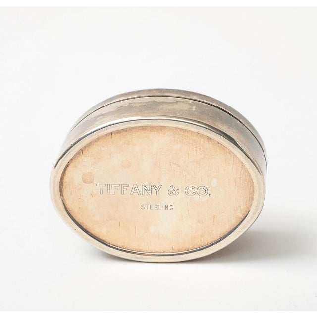 Vintage Tiffany & Co. Silver Oval Pillbox For Sale In New York - Image 6 of 8