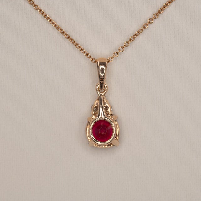 Red Madagascar Ruby Pendant With Natural Diamonds in Solid 14k Gold – Round 4.5mm For Sale - Image 8 of 8