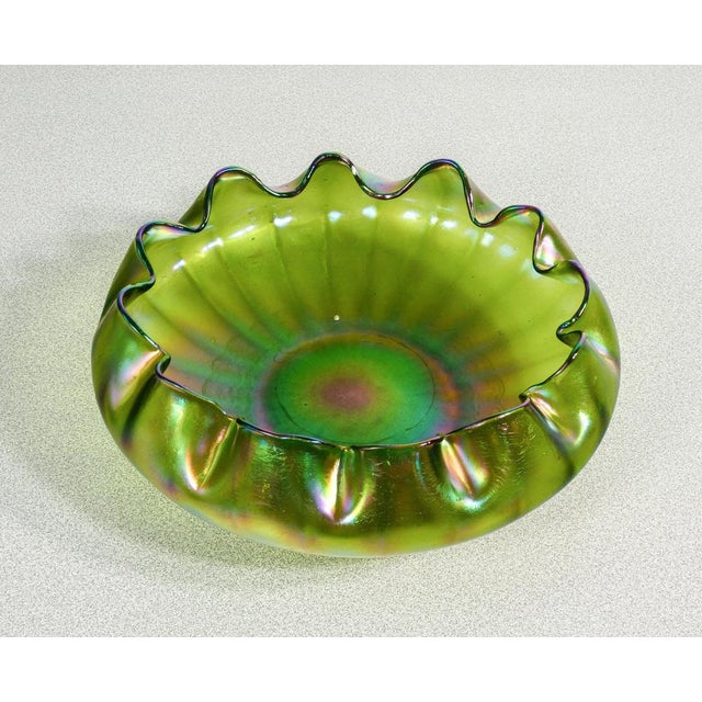 Kralik Vase in Iridescent Glass, Bohemia, 1910s For Sale - Image 4 of 9