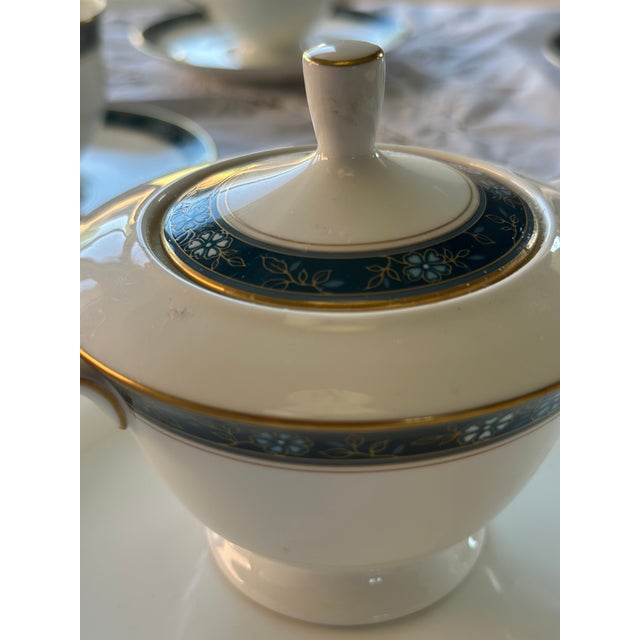 Blue 1980s Gold and Blue Porcelain Coffee and Tea Set by Oscar De La Renta. Service for 12 - 40 pcs For Sale - Image 8 of 10