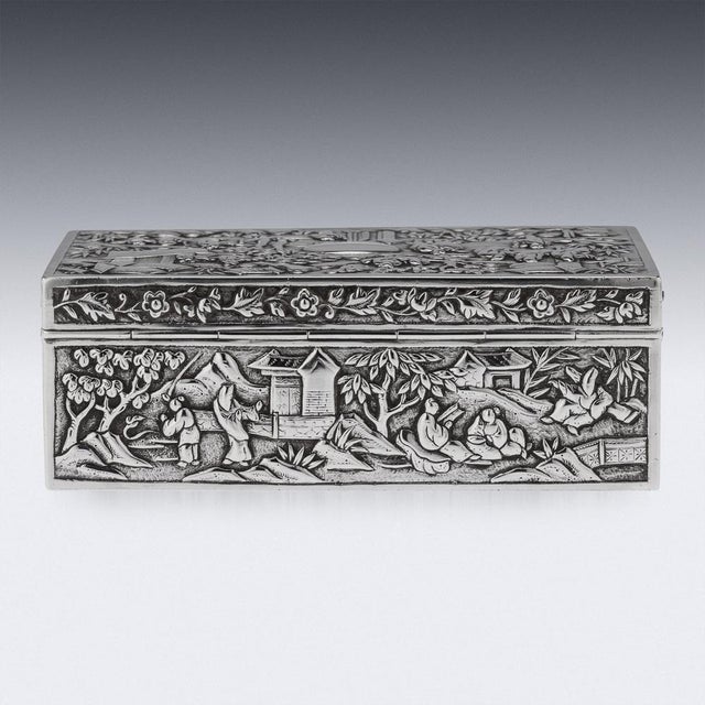 19th Century Chinese Solid Silver Aristocratic Processions Scene Box, 1870 For Sale - Image 5 of 18