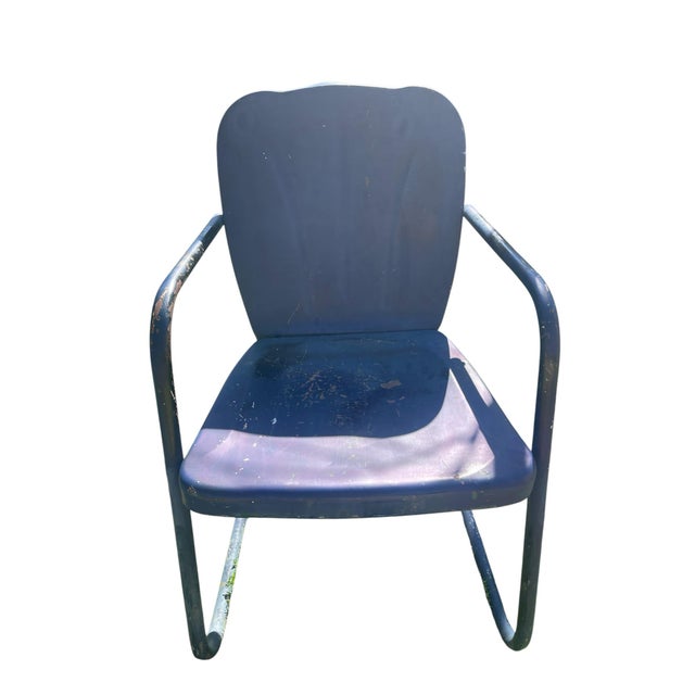 Mid-Century Modern Vintage Metal Mid Century Outdoor Chairs ~ Set of 2 For Sale - Image 3 of 8
