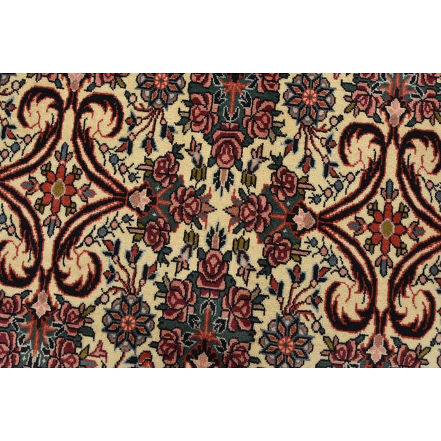 2000 - 2009 Bidjar Rug 6’11” X 10’1” Ivory Wool Vintage Traditional Hand-Knotted Carpet For Sale - Image 5 of 15