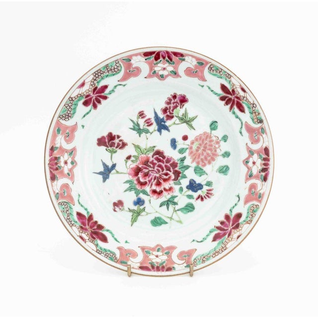 Chinese Export Famille Rose Porcelain Plates, 4 For Sale - Image 10 of 18