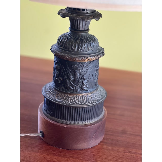 19th Century Bronze Gagneau d'Enghien 25, Paris Oil Lamps - a Pair Converted to Electricity For Sale In Los Angeles - Image 6 of 18