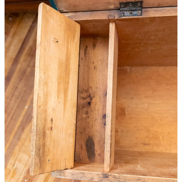 18th or 19th Century Blue Painted American Blanket Chest, New York or New England For Sale - Image 13 of 18