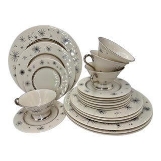 1950s Mid-Century Modern Atomic China Complete Set for Four Romance of the Stars by Fine Arts - 20 Pieces For Sale