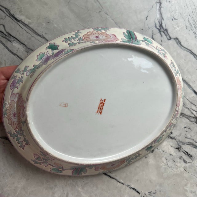 1980s Beautiful Pink Purple Floral Chinese Painted Platter For Sale - Image 5 of 10