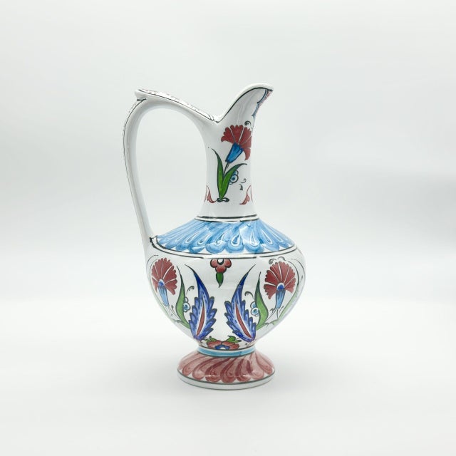 2020s Handmade Ceramic “Aslanagzi” Ewer (20cm) Traditional Lion’s Mouth Spout – Red Tulip & Turquoise Pedestal Pitcher For Sale - Image 5 of 8
