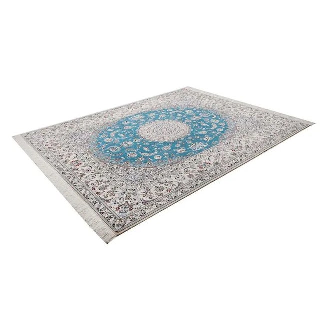 Nain rug | Knot density: approx. 900.000 knots/m² | Material: 100% virgin wool (pile) and 100% cotton (warp) | Size: 208 x...