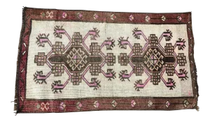 1960s Vintage Handmade Traditional Turkish Rug- 1′9″ × 3′2″