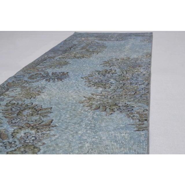 Farmhouse 1960's Turkish Vintage Hallway Oushak Runner-2'6" X 9'5" For Sale - Image 3 of 11