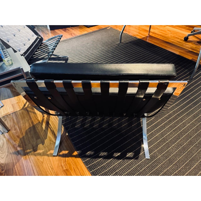 Metal 1980s Mies Van Der Rohe Knoll Barcelona Chairs Black Leather For Sale - Image 7 of 7