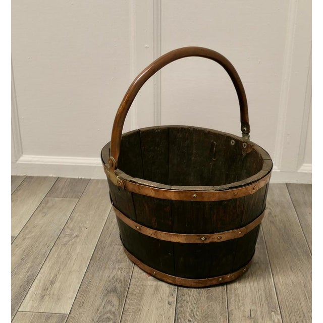 Copper and Oak Bucket for Coal or Logs, 1890s For Sale - Image 3 of 8