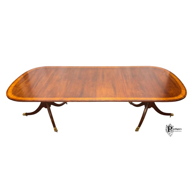 American Vintage Traditional Federal Style Mahogany & Satinwood Banded Extension Dining Table For Sale - Image 3 of 12
