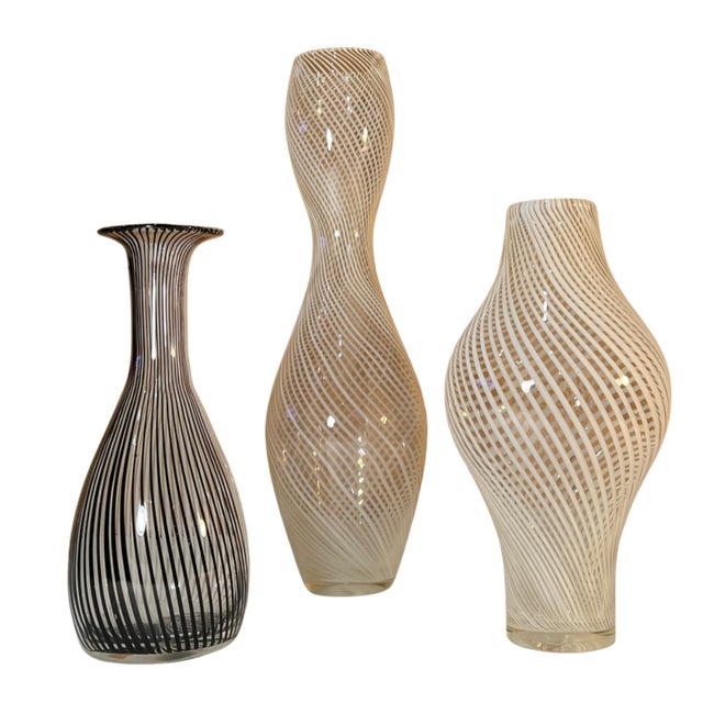 Murano Mezza Filigrana Art Glass White and White and Black Pin Stripe Swirl Vases- Set of 3 For Sale In New York - Image 6 of 18