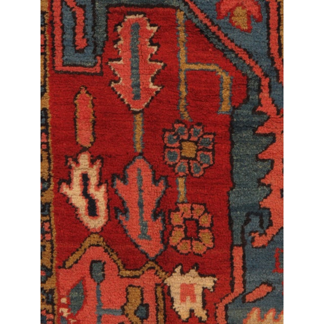 Antique Persian Serapi Carpet Handmade Wool Oriental Rug, Red, Ivory, Light Blue For Sale In New York - Image 6 of 12