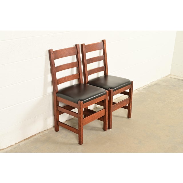 L. & J.G. Stickley, Inc. L. & J. G. Stickley Antique Mission Oak Arts & Crafts Ladder Back Side Chairs or Dining Chairs, Pair For Sale - Image 4 of 14