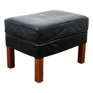 1960s Mid Century Danish Modern Ottoman Footstool Wood Black Leather Cushion MCM For Sale