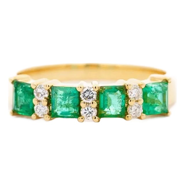 1 Carat Tw Square Natural Emerald and Diamond 5-Stone Band Ring in 14k Gold Size 6.5 For Sale