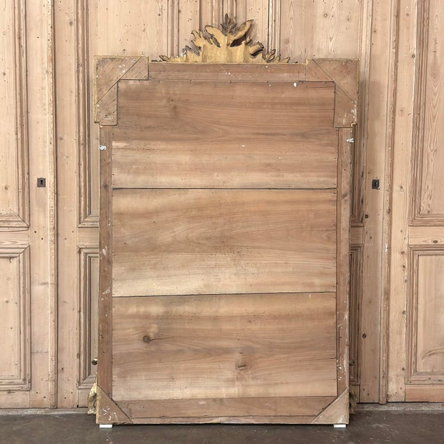 19th Century French Louis XVI Giltwood Mirror With Lovebirds For Sale - Image 18 of 18